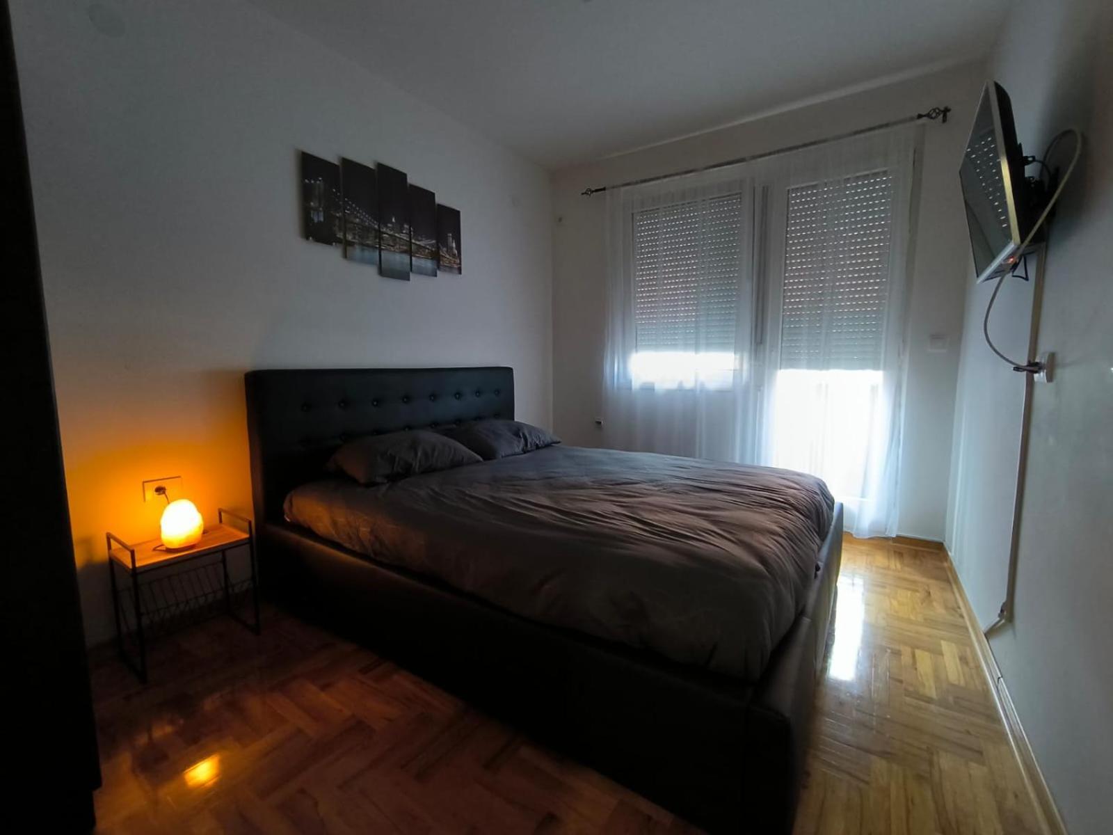 Apartman Zivic Nis Exterior photo